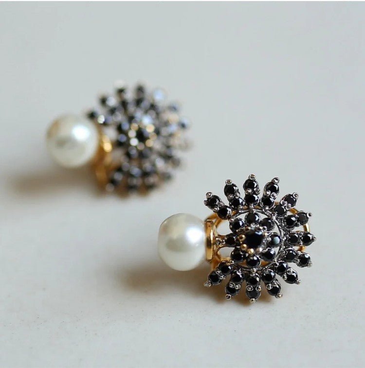 Zarkoon Jarao Tops - Premium Zirconia Stud Earrings - Pehnaawaa